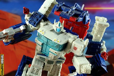 transformers siege ultra magnus leader review