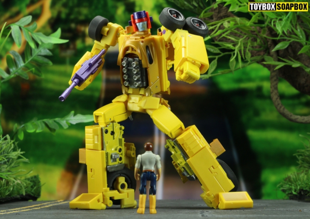 transformers-masterpiece-spike-xtransbots-overheat