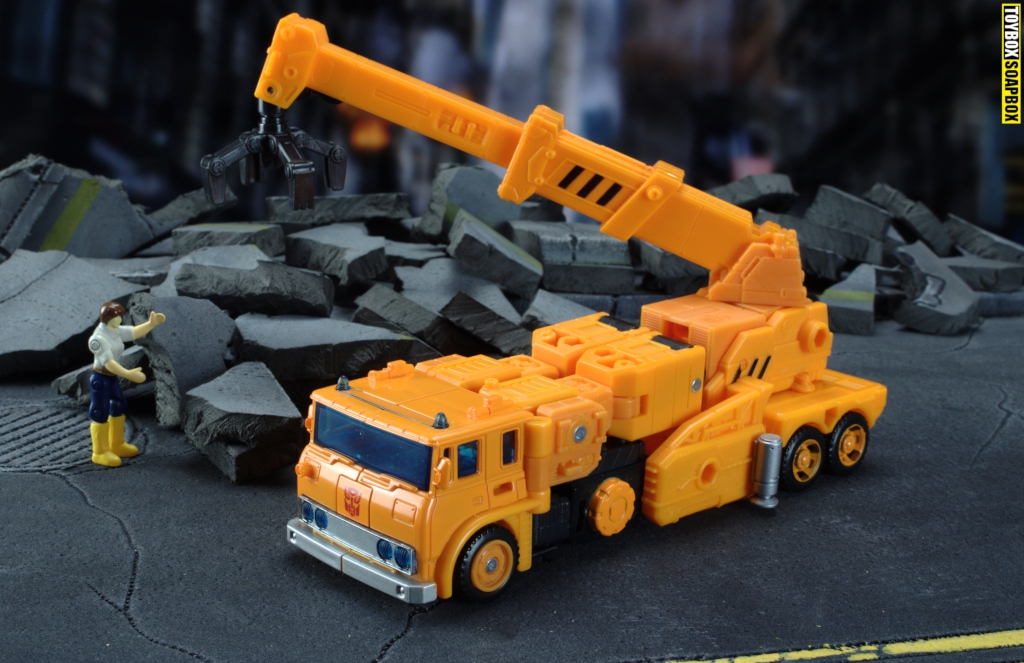 war-for-cybertron-earthrise-grapple-vehicle-1