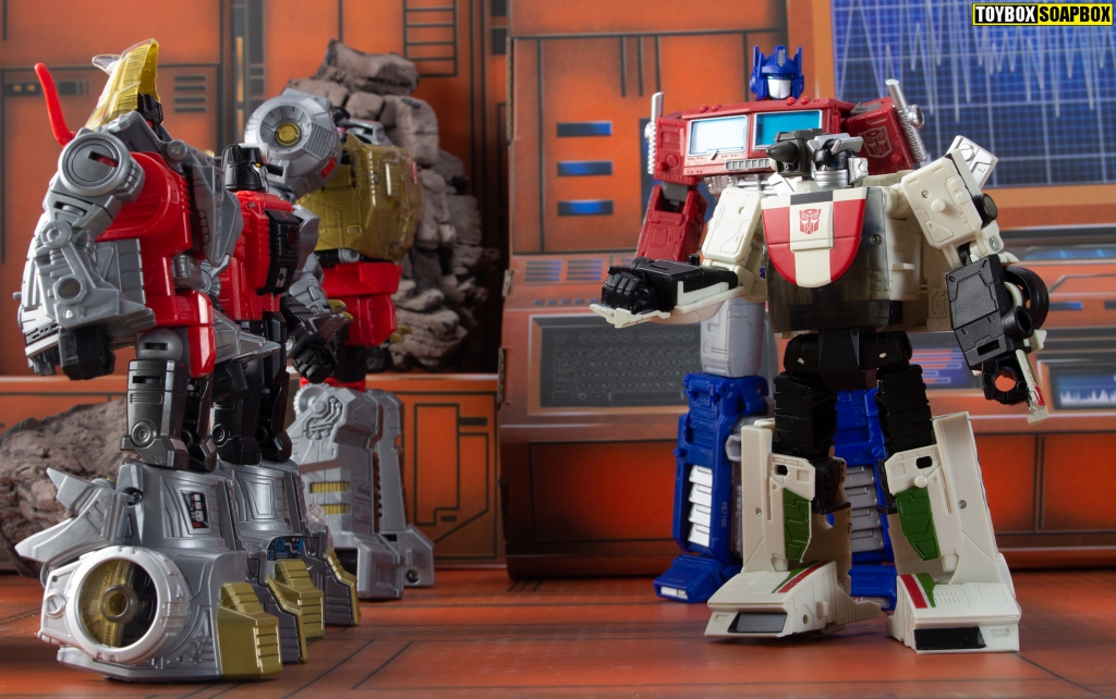 earthrise wheeljack introudces dinobots optimus prime