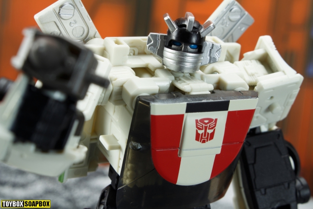 earthrise wheeljack head 2