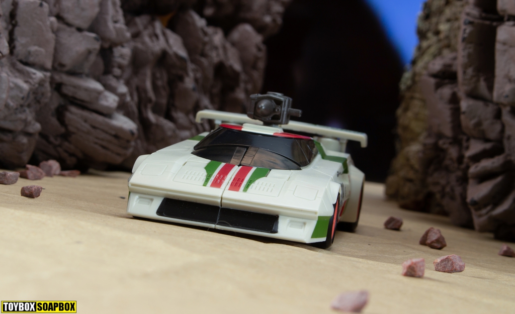 transformers Earthrise wheeljack lancia stratos