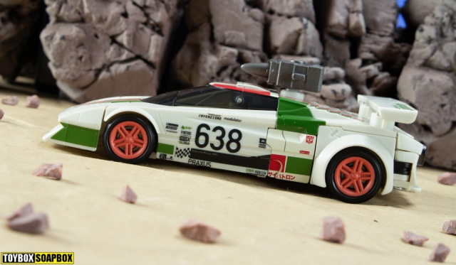 Earthrise wheeljack lancia stratos