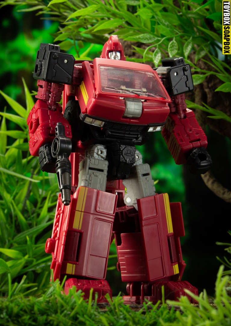 Gallery Earthrise Autobot Alliance Ironhide and Prowl Toybox Soapbox