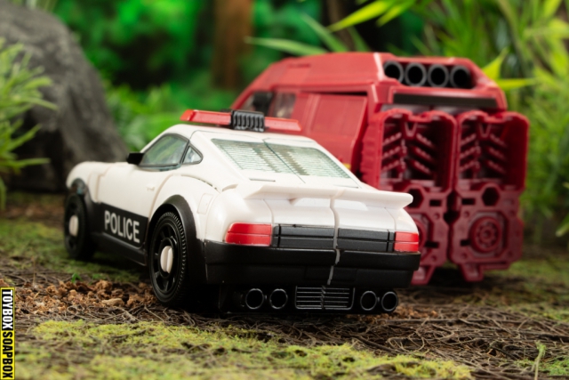 prowl ironhide vehicle mode back