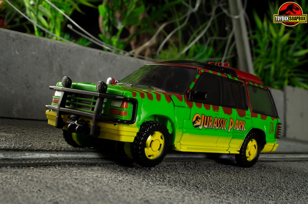 Ford Explorer Jurassic Park tour vehicle