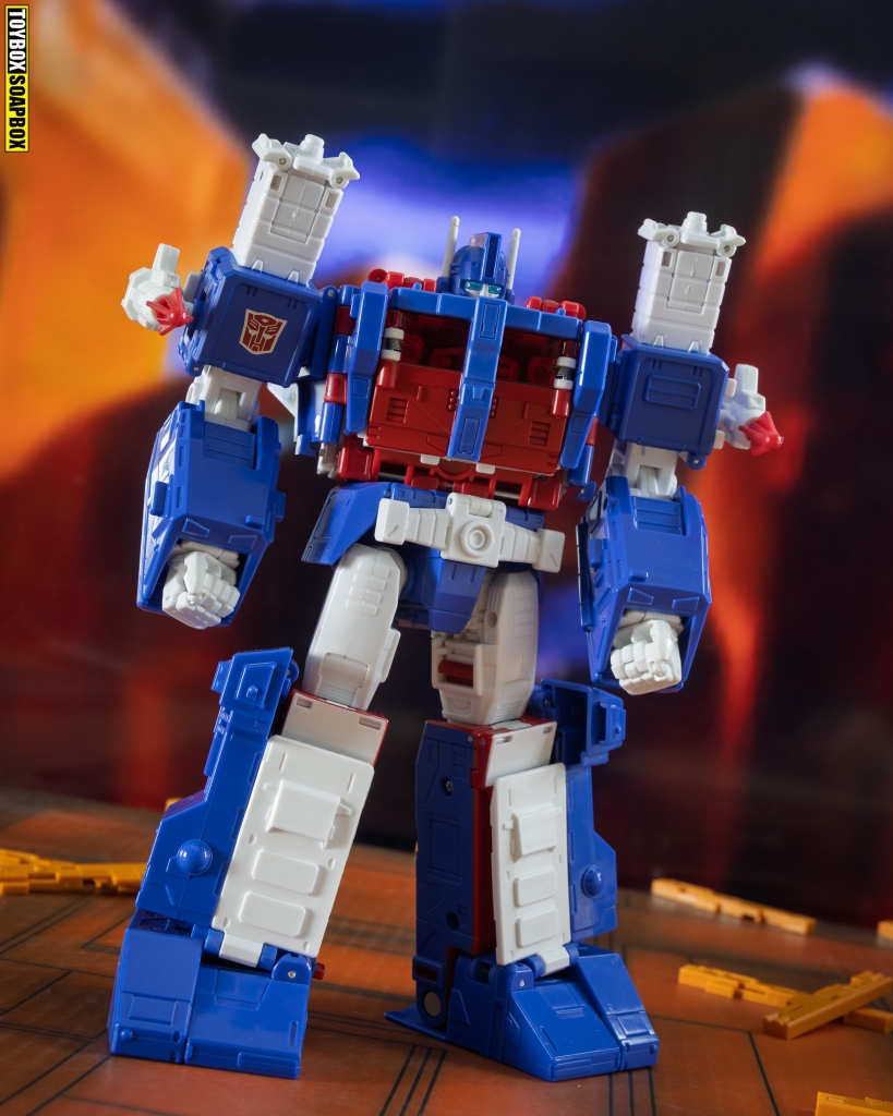 transformers studio series 86 ultra magnus figure with shoulder fix installed in autobot city